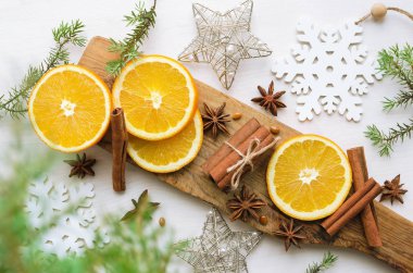 portakal anisestars ve tarçın, üstten görünüm