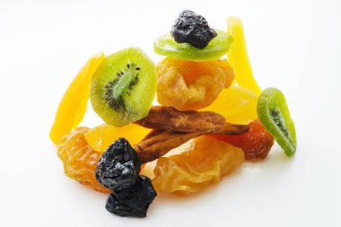 tropikal meyve karışımı kurutulmuş
