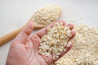 avuç yulaf gevreği