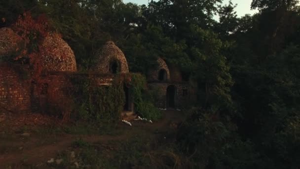 Ashram Maharishi abandonné  