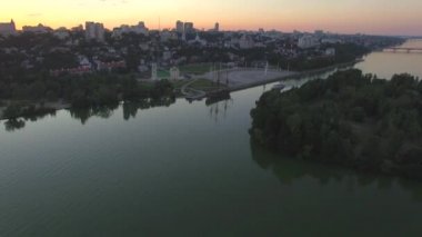 Gün batımı, Voronezh şehir, yaz 2015 şehir set of havadan görünümü. 