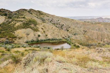 Dağlarda temiz Gölü.