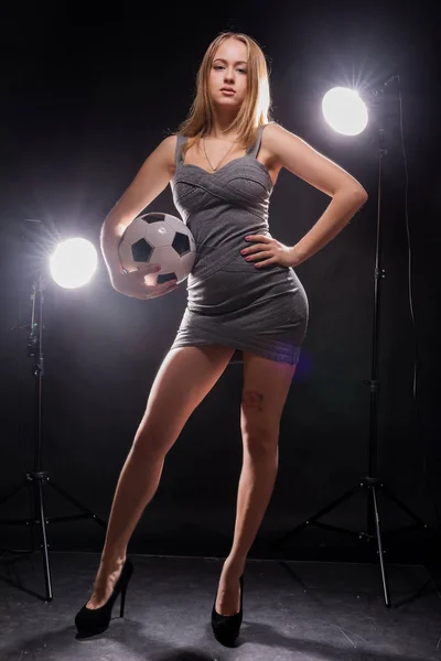 Fille Avec Ballon Foot Sous Les Chaussettes Football — Photo