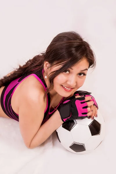 Aziatische Meisje Kijkt Kleren Voor Sporten Met Een Bal Voor — Stockfoto