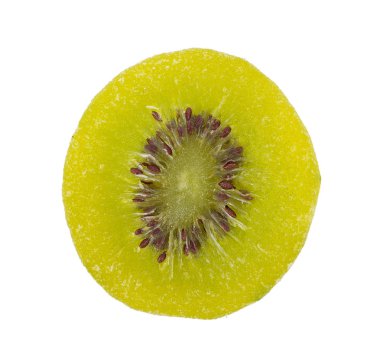 Kurutulmuş kivi beyaz arkaplanda izole edildi