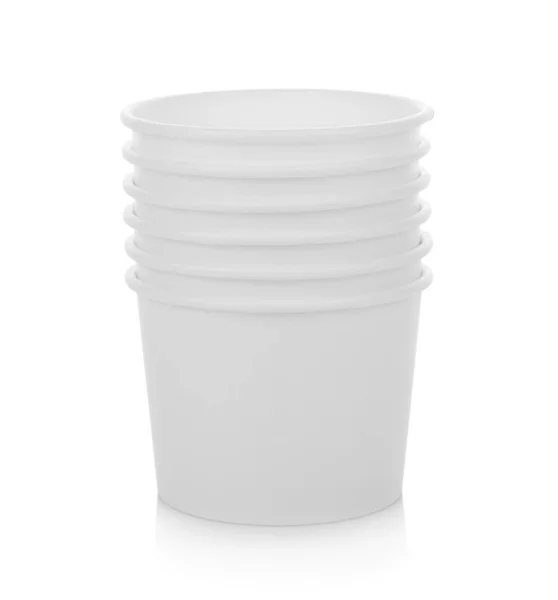 Vit papper kopp på vit bakgrund — Stockfoto
