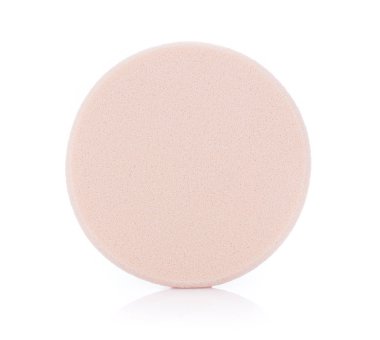 beyaz zemin üzerinde kozmetik süngerler