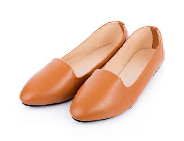 Deri ayakkabılar beyaz arkaplanda izole