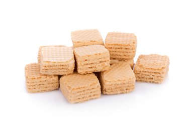 Süt beyaz arka plan üzerinde izole küpleri gofret