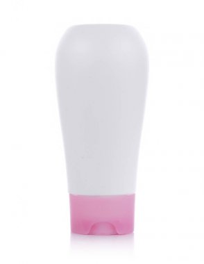 Beyaz arka plan üzerinde beyaz plastik şişe