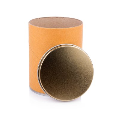 Boş Tincan Metal teneke kutu beyaz arka plan üzerinde. konserve