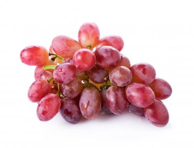 Olgun kırmızı üzüm, beyaz arkaplanda izole.