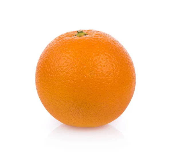 Friss narancs elszigetelt fehér háttér — Stock Fotó