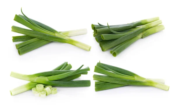 Verde giapponese Bunching Cipolla su sfondo bianco — Foto Stock