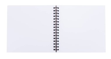 boş gerçekçi spiral defter ve kalem üzerinde beyaz bac izole