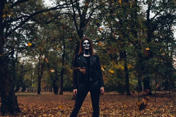 Woman in Skeleton mask