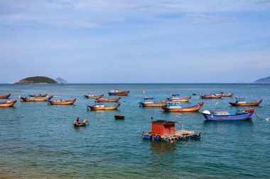 A rıhtım Nha Trang Beach, Vietnam. Nha Trang onun plajları ve tüplü dalış için bilinen ve bir hedef için uluslararası turist geliştirdi.