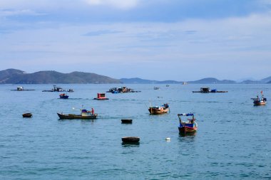 A rıhtım Nha Trang Beach, Vietnam. Nha Trang onun plajları ve tüplü dalış için bilinen ve bir hedef için uluslararası turist geliştirdi.