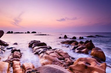 Sunrise, Binh Thuan, Vietnam co Thach plaj. Doğa verir Tuy Phong, Binh Thuan, Vietnam için bir sanat şaheseri co Thach beach gibidir.
