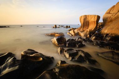 Sunrise, Binh Thuan, Vietnam co Thach plaj. Doğa verir Tuy Phong, Binh Thuan, Vietnam için bir sanat şaheseri co Thach beach gibidir