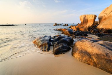 Sunrise, Binh Thuan, Vietnam co Thach plaj. Doğa verir Tuy Phong, Binh Thuan, Vietnam için bir sanat şaheseri co Thach beach gibidir