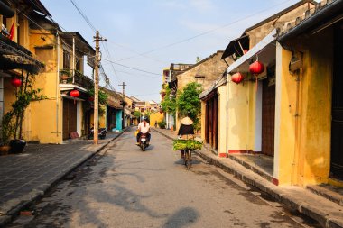 Sabah erken güneş ışığı, Quang Nam, Vietnam sokak satıcısı, Hoi An antik kenti. Hoi bir dünya mirası Unesco tarafından kabul edilmektedir.