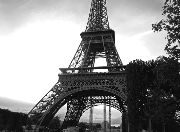 La Torre Eiffel a Parigi — Foto Stock