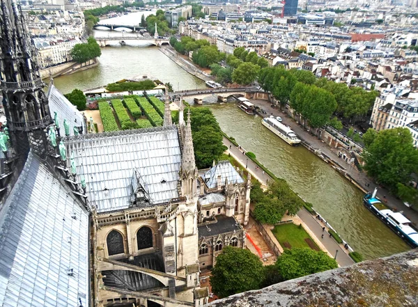 Blick vom Dach der Kathedrale Notre Dame — Stockfoto