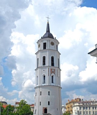 Çan kulesi katedral Basilica yakınındaki