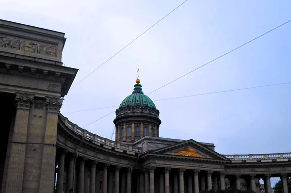 Kazan katedralen eller kazanskiy kafedralniy sobor — Stockfoto