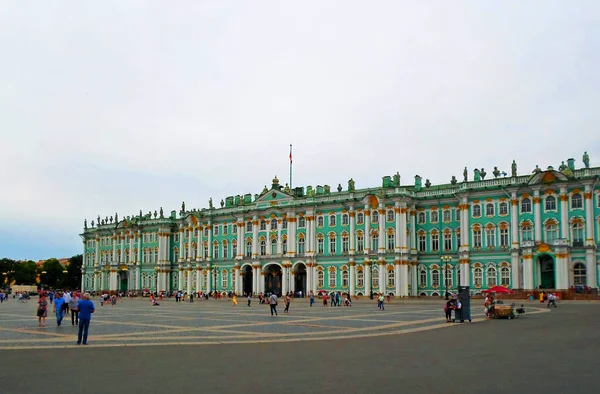 Devlet Hermitage Müzesi ya da Kış Sarayı — Stok fotoğraf