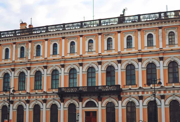 サンクトペテルブルクのアーキテクチャ — ストック写真