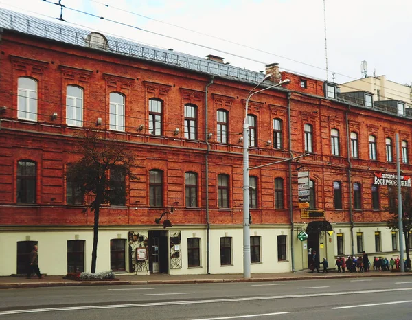 Историческое здание в центре Витебска — стоковое фото