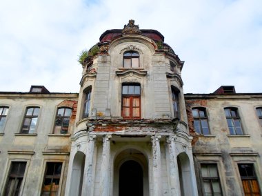 Belarus terk edilmiş Sarayı