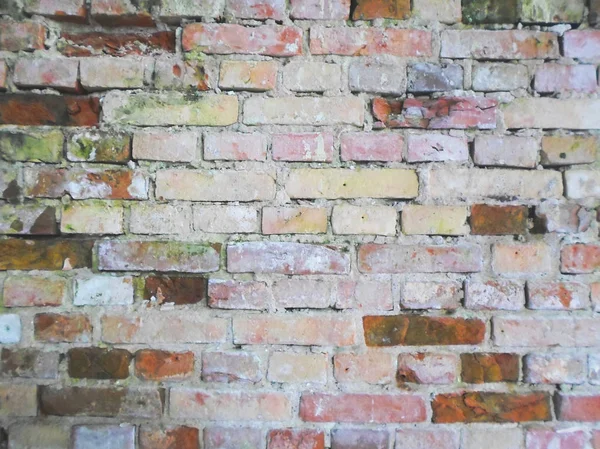 kırmızı eski tuğla duvar