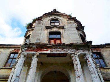 Belarus terk edilmiş Sarayı