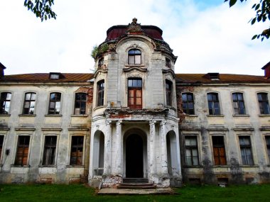 Belarus terk edilmiş Sarayı