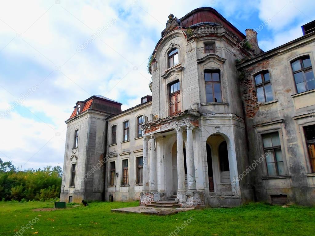 Abandoned palace in Belarus