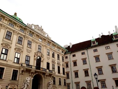 Viyana, Avusturya - 16 Aralık 2017: Hofburg Sarayı'nın avlusu