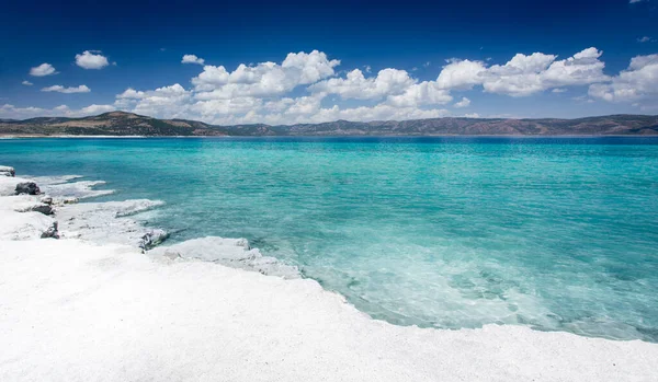 Aguas Turquesas Playa Rica Minerales Blancos Del Lago Salda Burdur — Foto de Stock