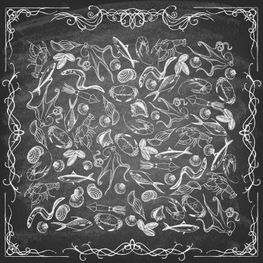 Tahtada el yapımı deniz ürünleri var..