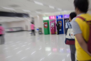 Yolcu havaalanında.