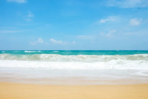 Spiaggia di Phuket Thailandia . — Foto Stock