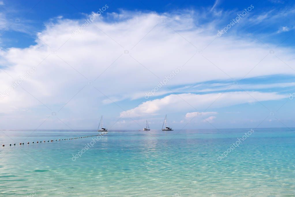 Beautiful sea and blue sky. 