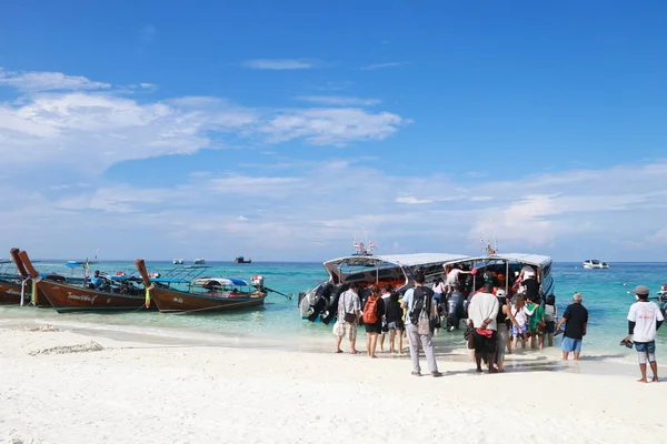 Aprile 2017 Satun Thailandia Mattino Turisti Koh Lipe Isola Ritorno — Foto Stock