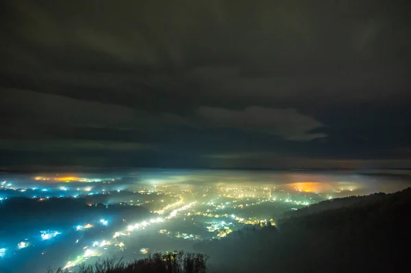 View of the night Ukrainian city in the fog — 스톡 사진