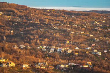 Karpatlar 'da küçük bir kasaba.