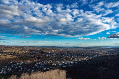 Karpatlar 'da küçük bir kasaba.