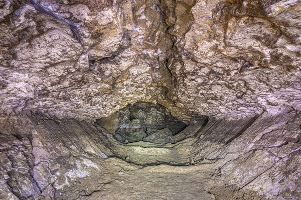 Galeria na caverna do carste — Fotografia de Stock