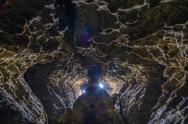 Karst mağarasında Galeri